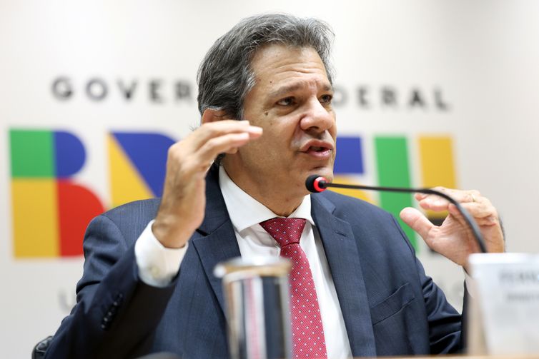 Brasília (DF), 22/05/2025 - O ministro da Fazenda, Fernando Haddad, informou que o governo definirá até o fim desta semana formas de compensar recuos sobre aumento de algumas alíquotas do IOF. Foto-arquivo: Valter Campanato/Agência Brasil