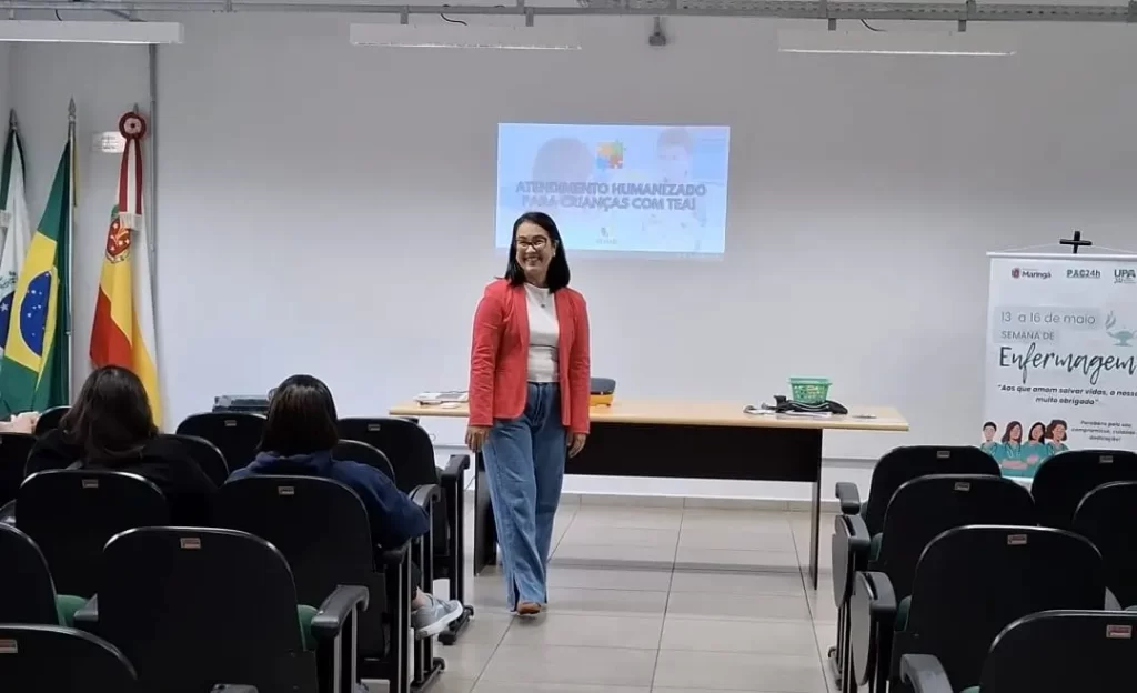 Na Secretaria de Saude, foi realizada uma experiência para os profissionais de saúde compreenderem as dificuldades que seus pacientes autistas enfrentam (Credito: Keila Marques/PMM)