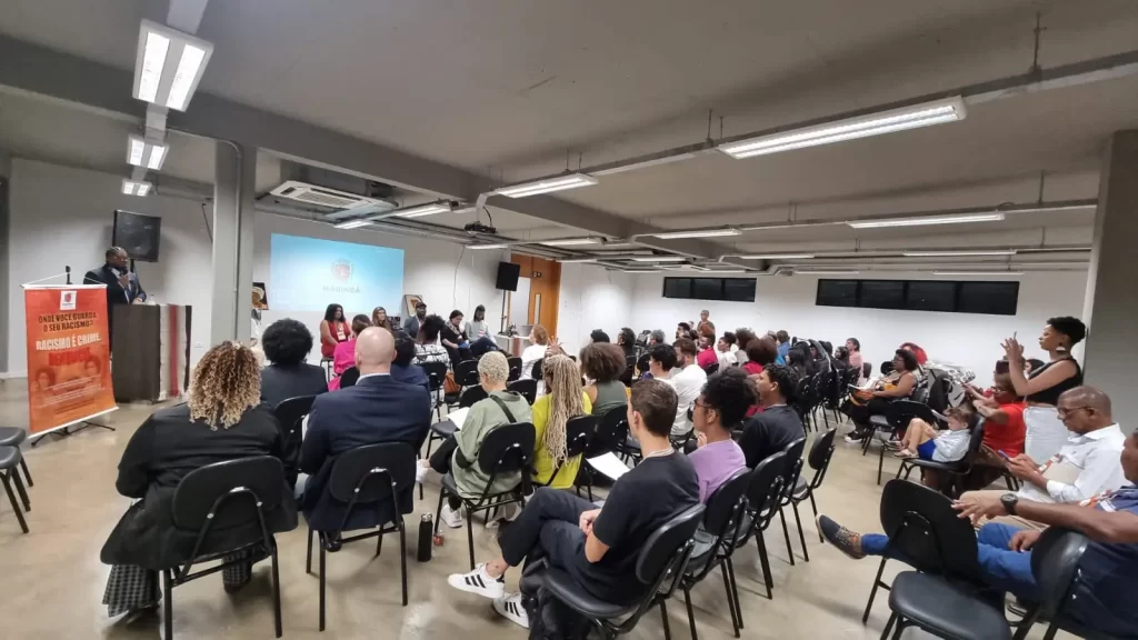A 4ª Conferência Municipal de Promoção da Igualdade Racial reuniu a população pertencente às comunidades negras e indígenas e representantes da sociedade civil organizada, como coletivos negros e conselhos populares. (Credito: Divulgação/PMM)