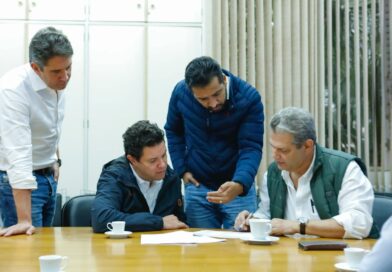 Durante a visita, o prefeito Silvio Barros apresentou ao secretário Guto Silva os projetos estruturantes, que vão trazer soluções concretas para a mobilidade e qualidade de vida da população. (Credito: Divulgação / PMM)