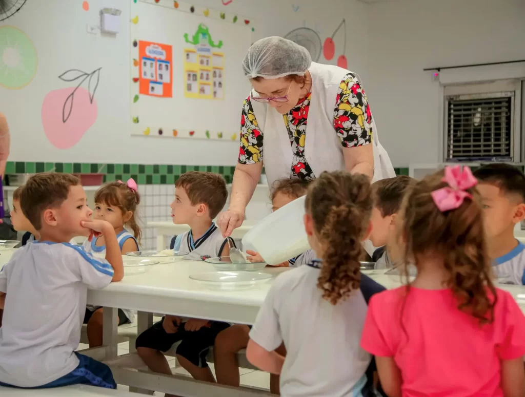 Também foi implementado um rigoroso processo para garantir a qualidade dos produtos entregues, principalmente verduras, legumes e carnes (Credito: Rafael Macri / PMM)