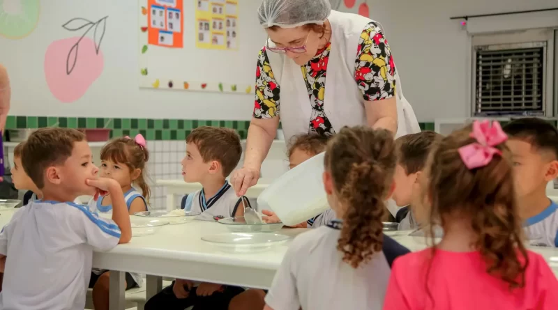 Também foi implementado um rigoroso processo para garantir a qualidade dos produtos entregues, principalmente verduras, legumes e carnes (Credito: Rafael Macri / PMM)