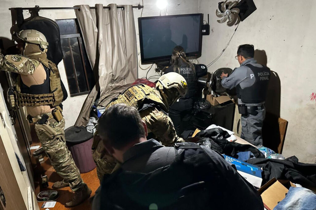 PCPR deflagra operação contra grupo investigado por crimes em unidade prisional na RMC Foto: PCPR