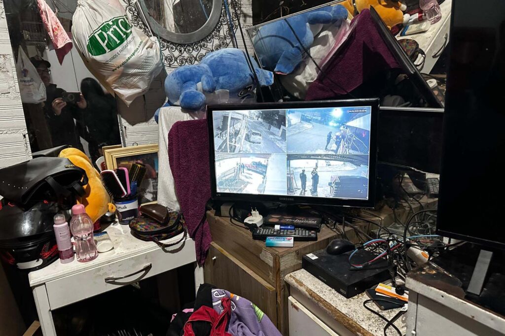 Forças de segurança deflagram operação contra o tráfico de drogas em Curitiba Foto: PCPR